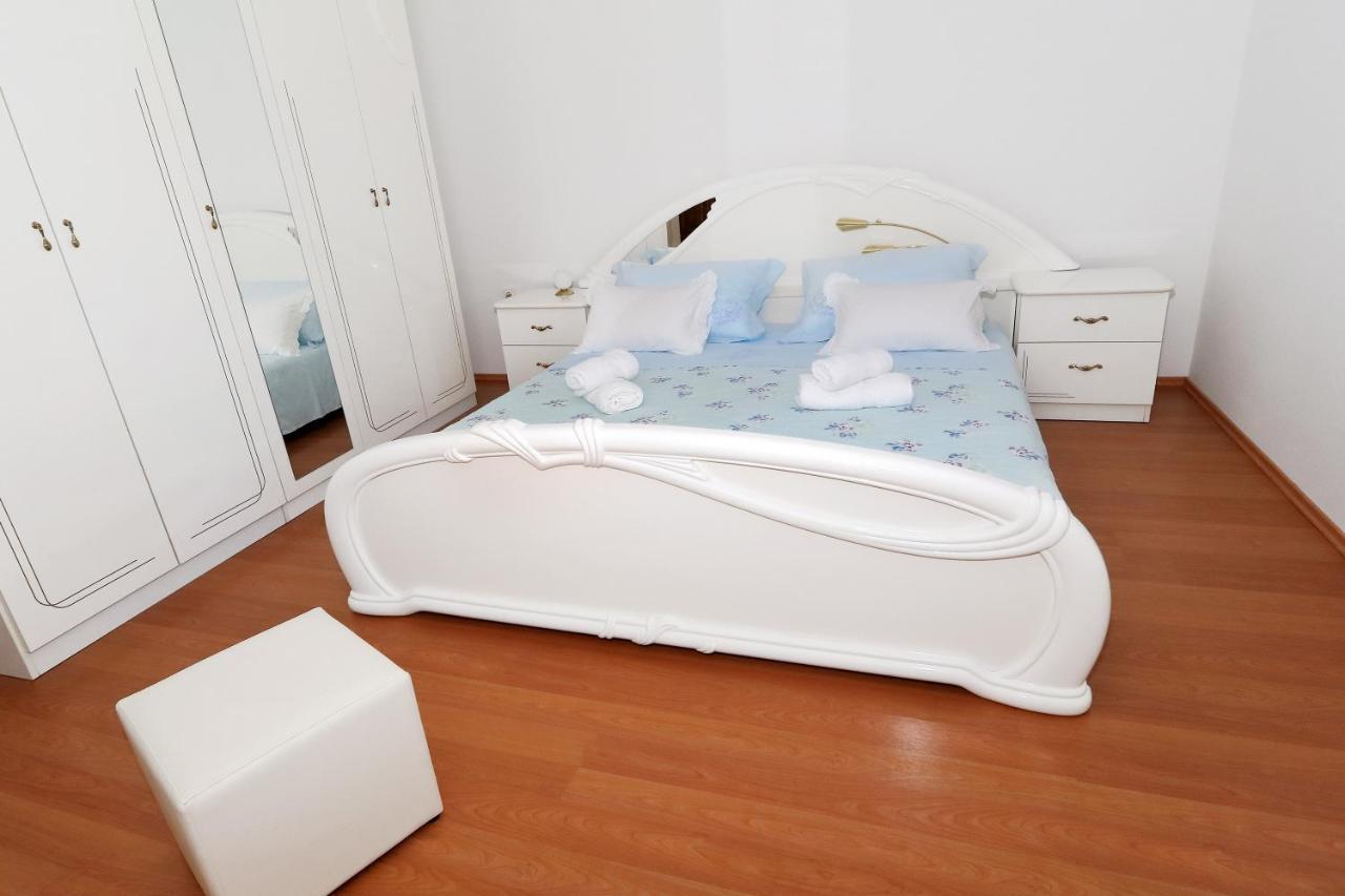 Apartman Nika - Marija Makarska Dış mekan fotoğraf