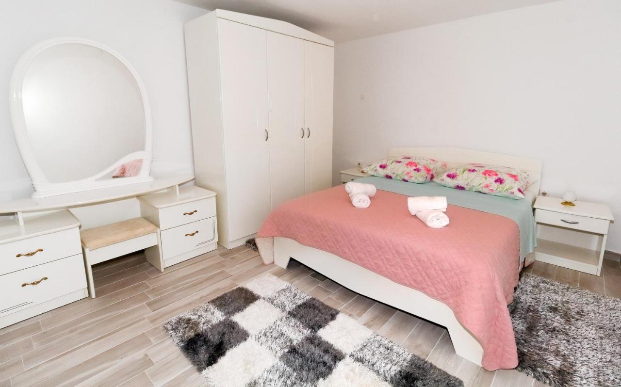 Apartman Nika - Marija Makarska Dış mekan fotoğraf