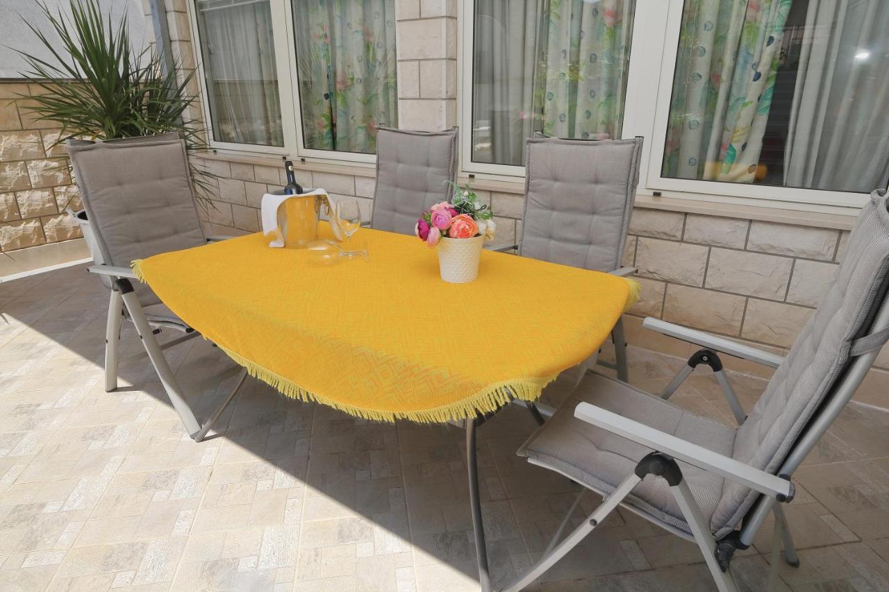 Apartman Nika - Marija Makarska Dış mekan fotoğraf